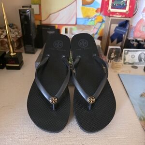 Tory Burch Flip Flops 8 M Discontinued Design